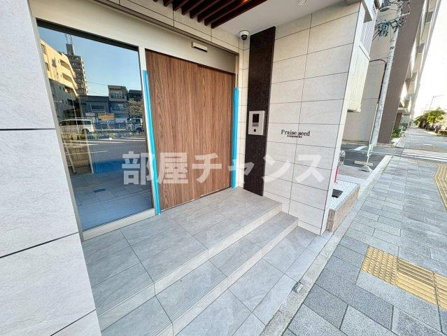 プレイズシード浅間町のエントランス