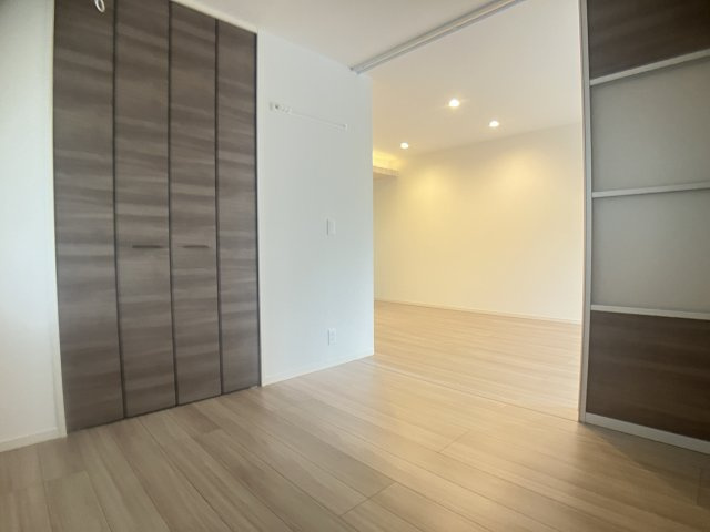 エミネンスサンワの居間・リビング