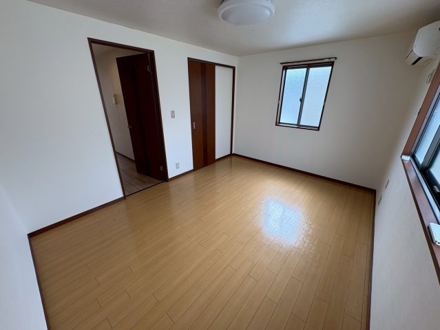 ガーデンの居間・リビング