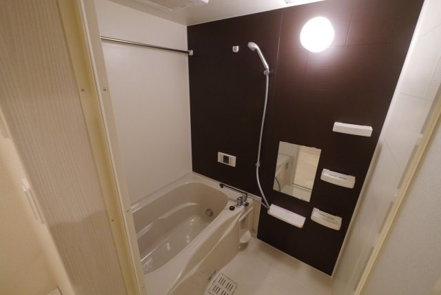 ラフィット千早の浴室