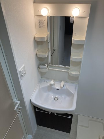 アソシアグロッツォ天神ミッドシティの洗面所