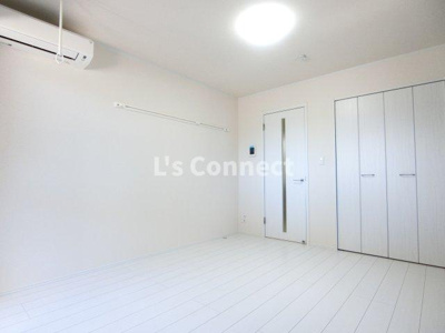 【内装】 | ＡＬＩＶＩＯ幸町Ⅱ | ７．７帖の洋室です。