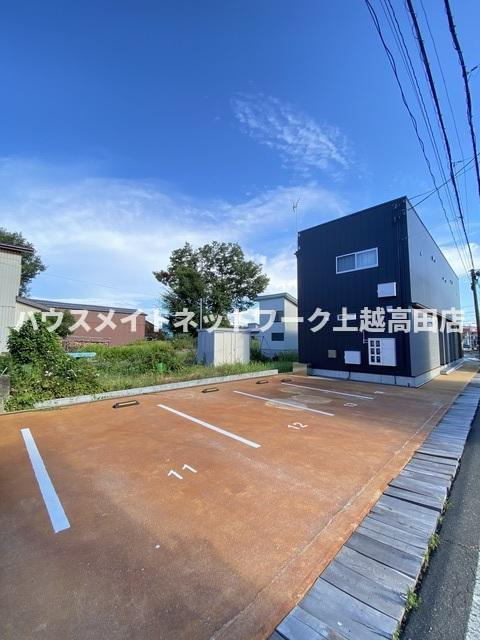 コンフォート東本町の駐車場|駐車場