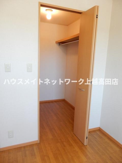 エクセレントユキの収納|ウォークインクローゼット
