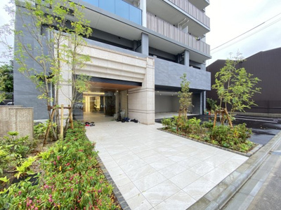 【エントランス】スプランディッド大須門前町