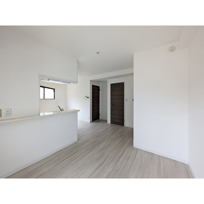  | リバーサイドツルミ