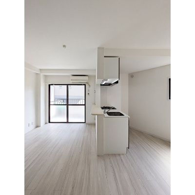  | リバーサイドツルミ