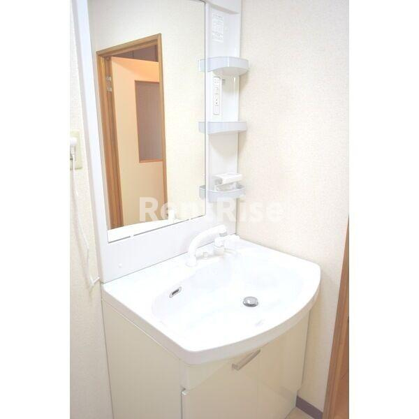 東柴ビル第三の洗面所