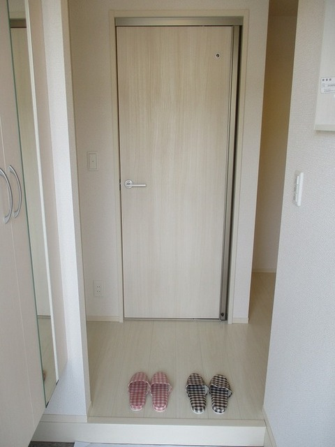 Ｋａｄｏｙａｋａｎ　C棟の玄関|玄関