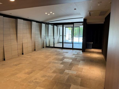 【エントランス】 | パークナードフィット南青山ガーデン