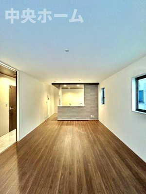 【居間・リビング】 | 江戸川区江戸川1丁目新築分譲住宅 | 【居間・リビング】「ＬＤＫは家族団らんをデザイン」広いＬＤＫでは家族が集まり一緒の時間を過ごせる工夫がされております。何気ない一日の当たり前のひとコマがいつか一生の宝物になります