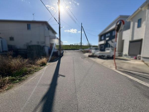 和歌山市粟　土地の前面道路含む現地写真