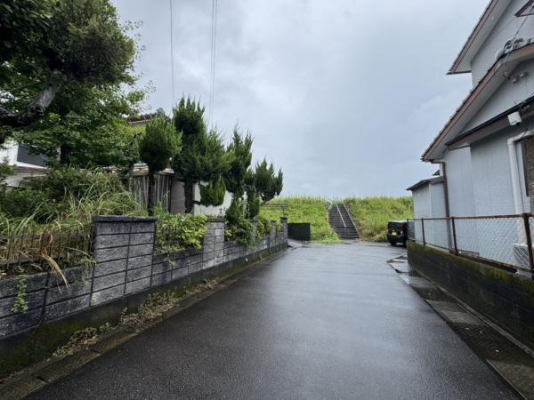 宮崎市大字田吉・土地の前面道路含む現地写真
