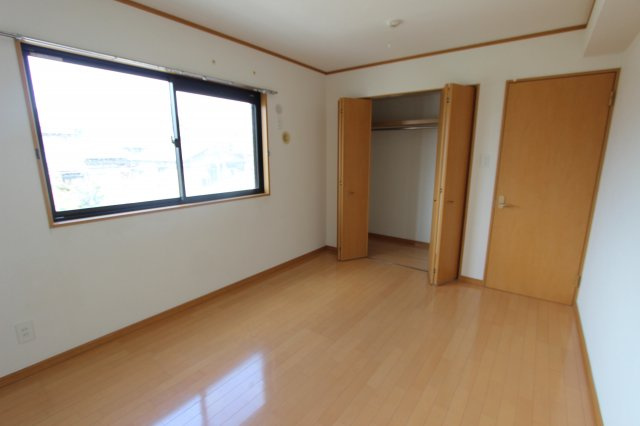 アルカディアⅡの洋室