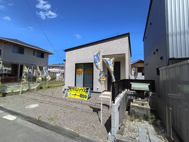 西条市明屋敷621-1　建売住宅の外観