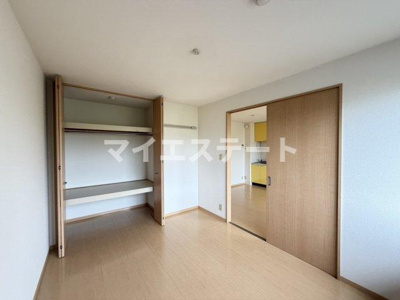 【寝室】 | グランルーチェ