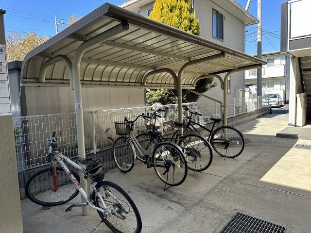 レオパレスら　べるでゅーらⅡのその他|駐輪場