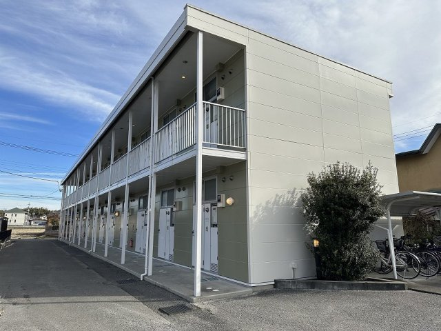 レオパレスフォレストの外観|1階廊下