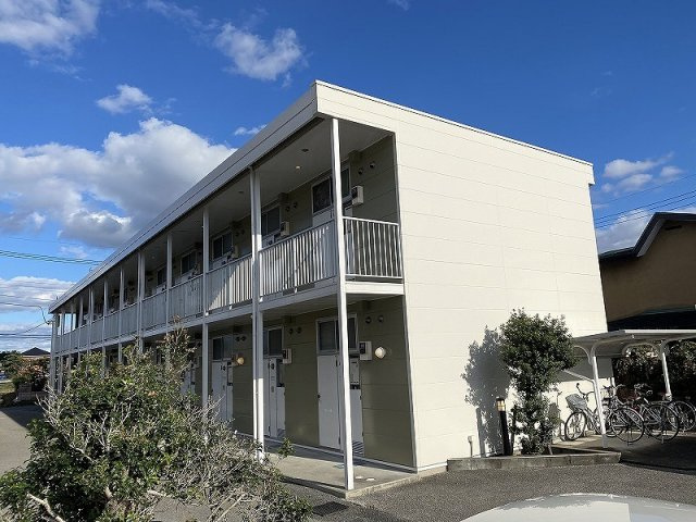 レオパレスフォレストの外観