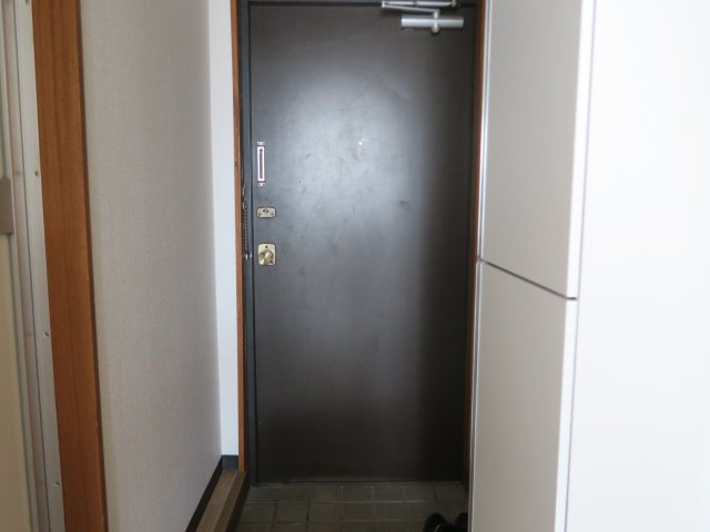 ピュアハウス大和田の玄関