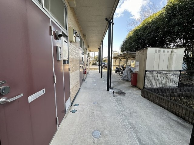 レオパレスイチサトのその他|1階廊下