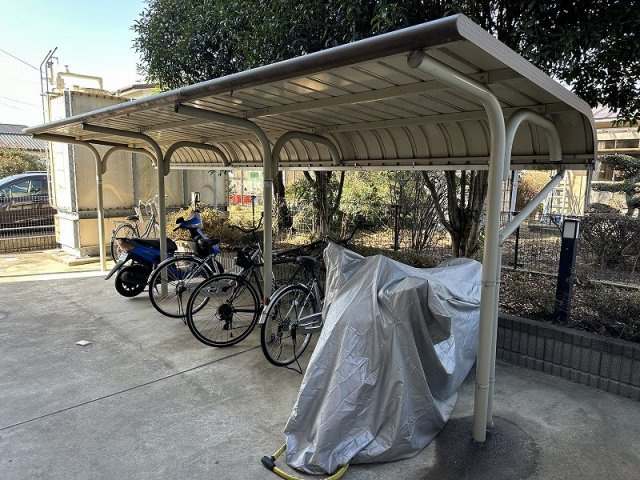 レオパレスイチサトのその他|駐輪場