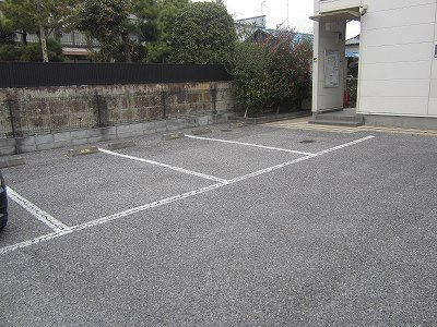 レオパレスコンドミニアム西原のその他