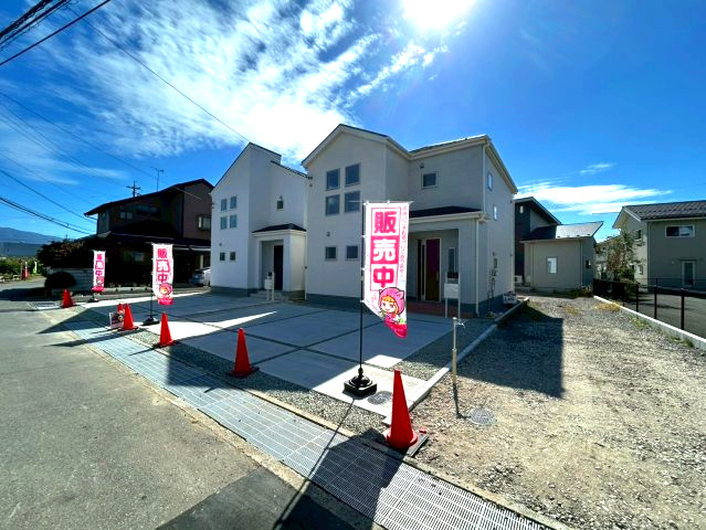 新築戸建　長野市川中島町御厨第3の前面道路含む現地写真