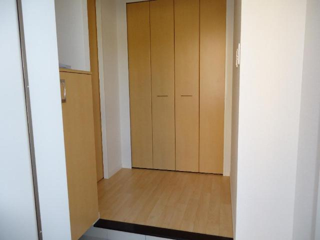 Ｍａｉｓｏｎ ｄｅ Ｃｈｅｒｉｒ．Ｙの玄関|玄関