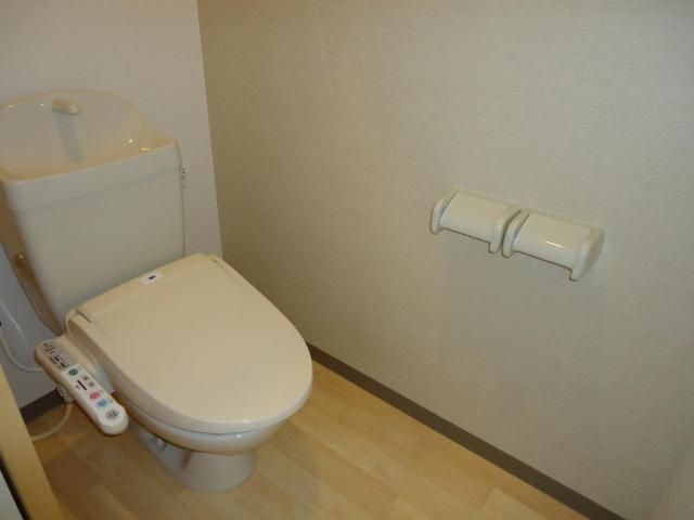 Ｍａｉｓｏｎ ｄｅ Ｃｈｅｒｉｒ．Ｙのトイレ|シャワー付トイレ