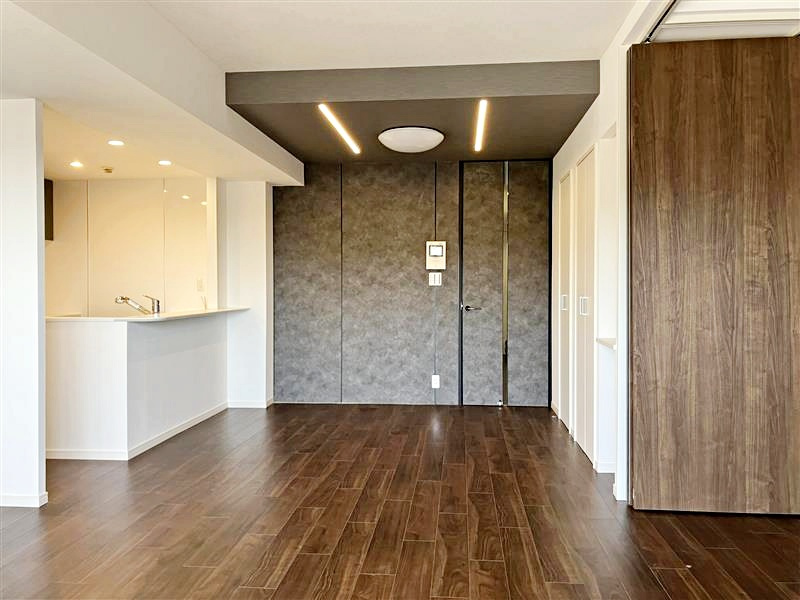 ラムーナ横浜戸塚スカイリッジF棟の居間・リビング