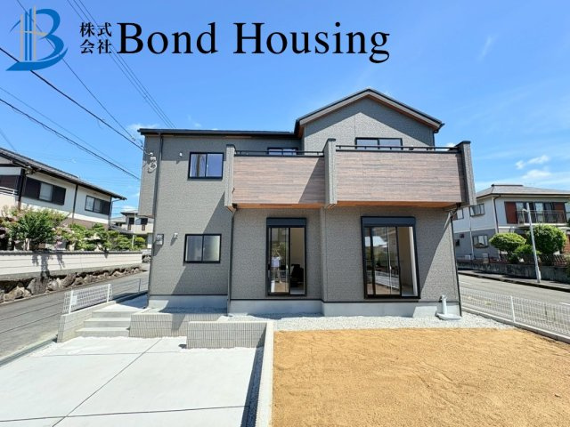 東西両面道路・敷地広々61坪・小束山　限定１棟の外観