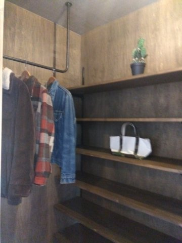 【建売】八戸市湊高台3丁目の玄関|シューズクローゼット