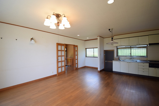 【居間・リビング】 | エンゼルフォレスト大川汐見崎　戸建