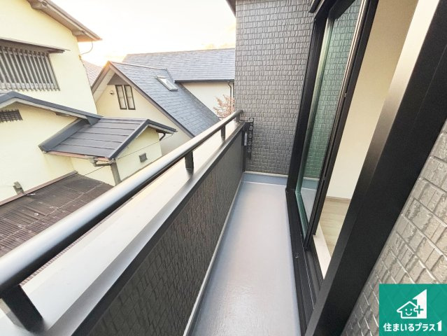 高石市高師浜　新築一戸建てのバルコニー|日当たりのよいバルコニー！お部屋が開放的に！