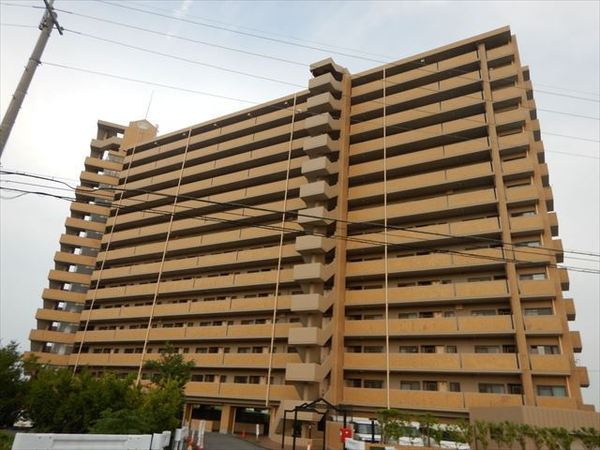 ライオンズマンション和歌山紀伊　の外観|【外観】
閑静な住宅街にたたずむ高層マンション♪・紀伊駅まで徒歩7分の好立地♪