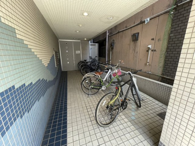 【エントランス】 | エスコート桑津