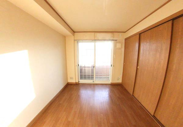 プチシャの居間・リビング|ゆったりとした居間です