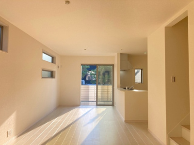 【トイレ】 | リーブルガーデン堺市南区槇塚台６期 | シンプルで使いやすいトイレです