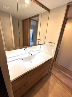 【洗面所】 | レ・ジェイド高槻南松原Bright