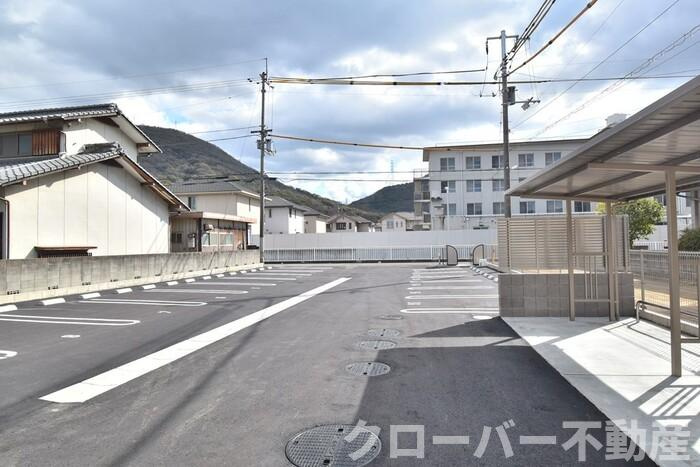 メゾンF-1の駐車場|駐車場