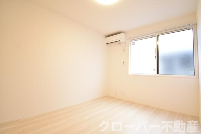 メゾンF-1の洋室|洋室６帖