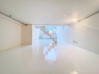 【洋室】 | bianco cubo