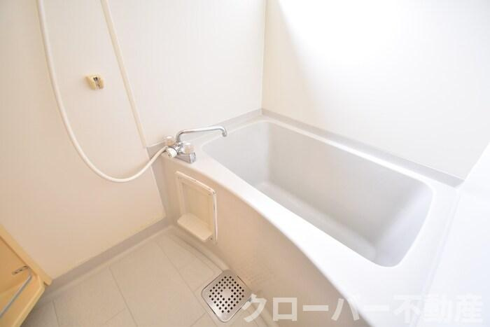 やすらぎの家 C棟の浴室|浴室