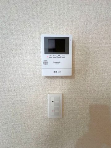 丸和ビルのセキュリティ|TVモニタ付インターホン