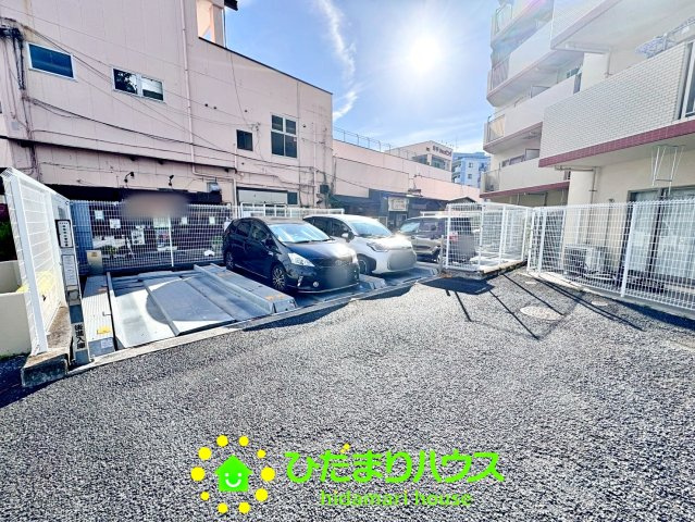 センチュリー幸手の駐車場