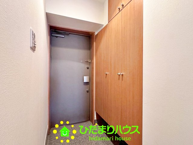 センチュリー幸手の玄関