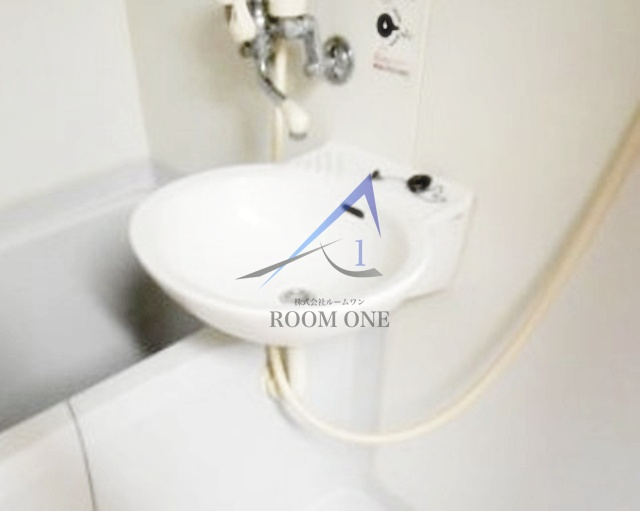 第７４シンエイの洗面所|洗面台です。