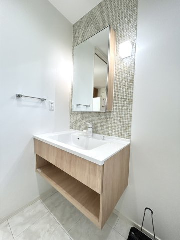 中古住宅　正木町須賀小松の洗面所