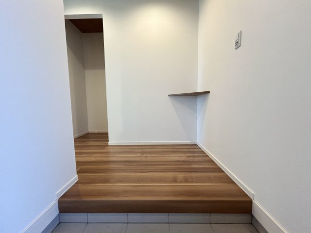 中古住宅　正木町須賀小松の玄関